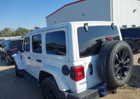 2022 Jeep Wrangler Unlimited Unlimited Sahara 4X4 from USA, damaged, VIN 1C4JJXP61NW198211